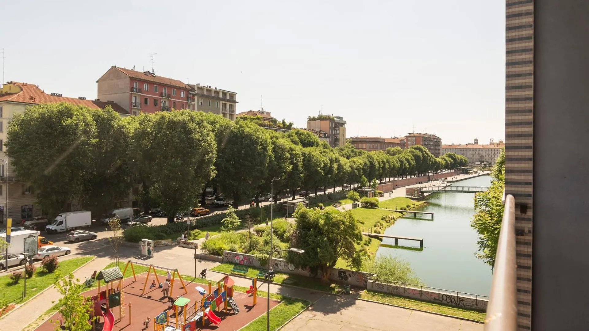 Milano Navigli Harmony Flat, Beautiful & Bright Apartment, 3 Bdr Apartment Milan