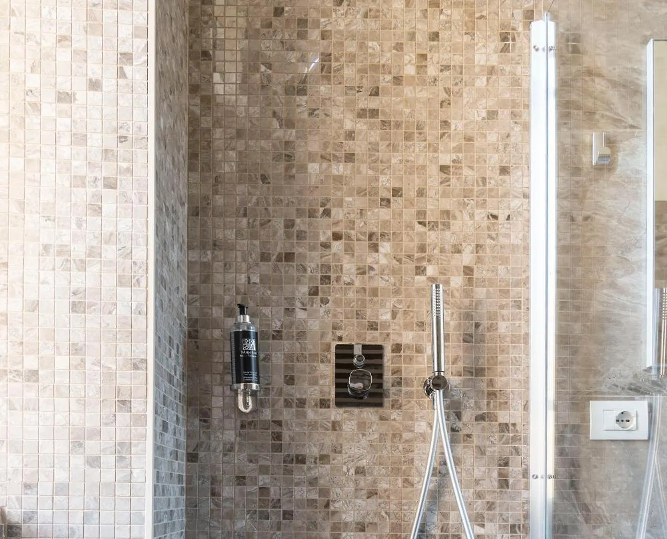 Apartment Milano Navigli Harmony Flat, Beautiful & Bright Apartment, 3 Bdr Italy