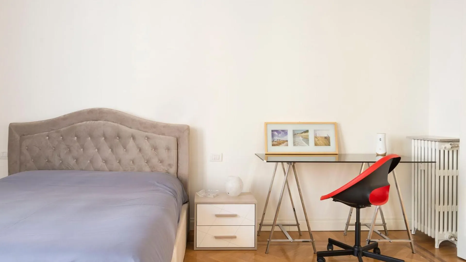 Milano Navigli Harmony Flat, Beautiful & Bright Apartment, 3 Bdr 0*, Milan Italy