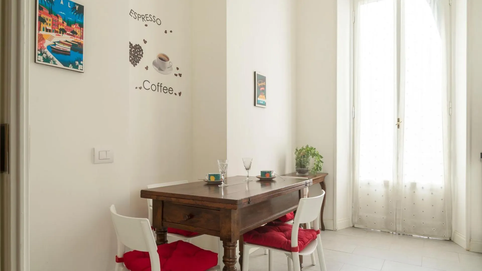 Apartment Milano Navigli Harmony Flat, Beautiful & Bright Apartment, 3 Bdr