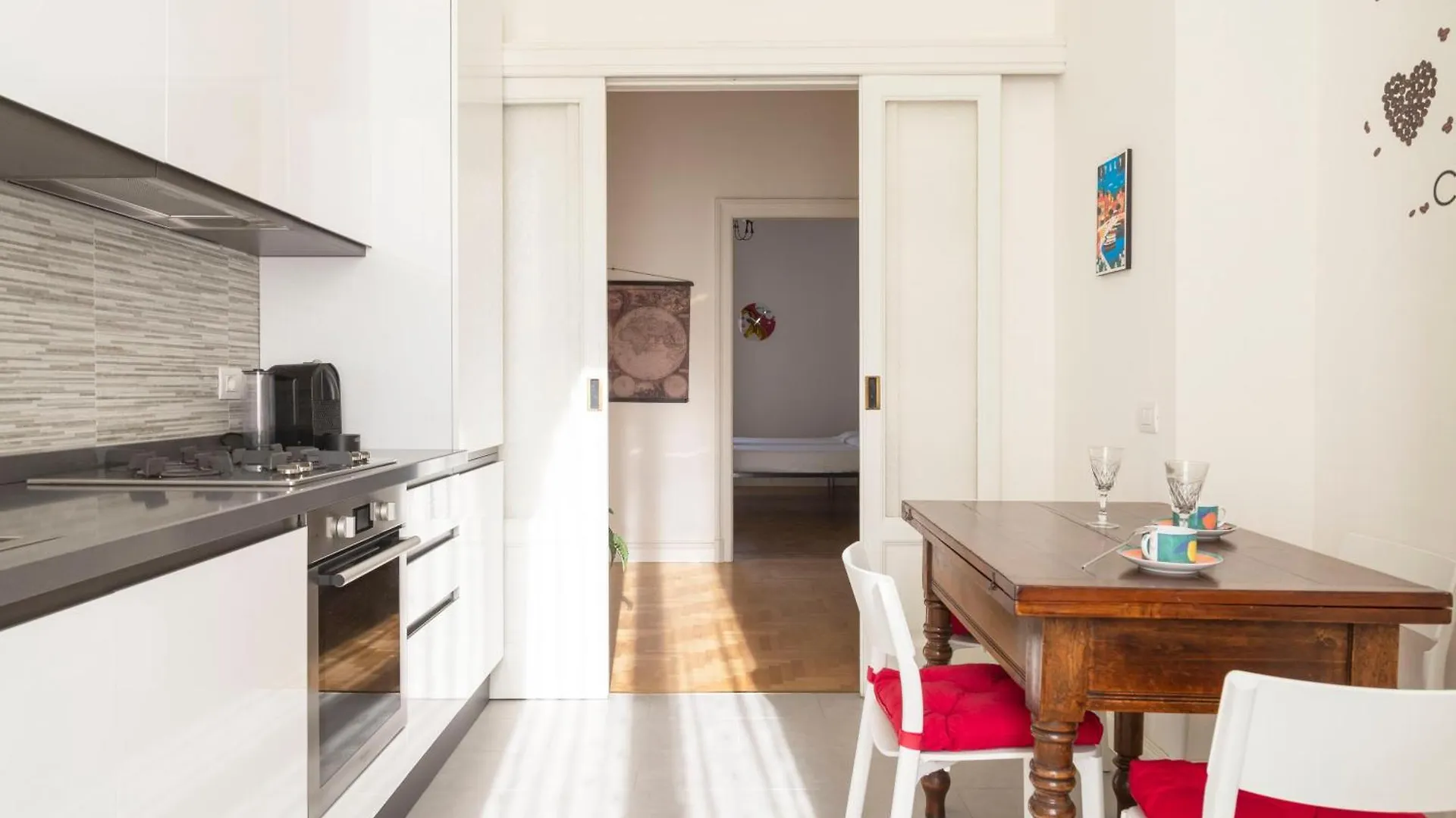 Apartment Milano Navigli Harmony Flat, Beautiful & Bright Apartment, 3 Bdr Italy