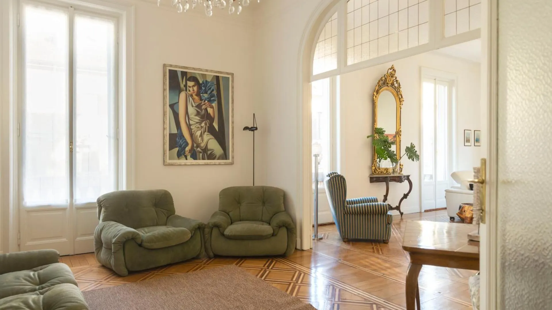 Milano Navigli Harmony Flat, Beautiful & Bright Apartment, 3 Bdr Apartment Milan
