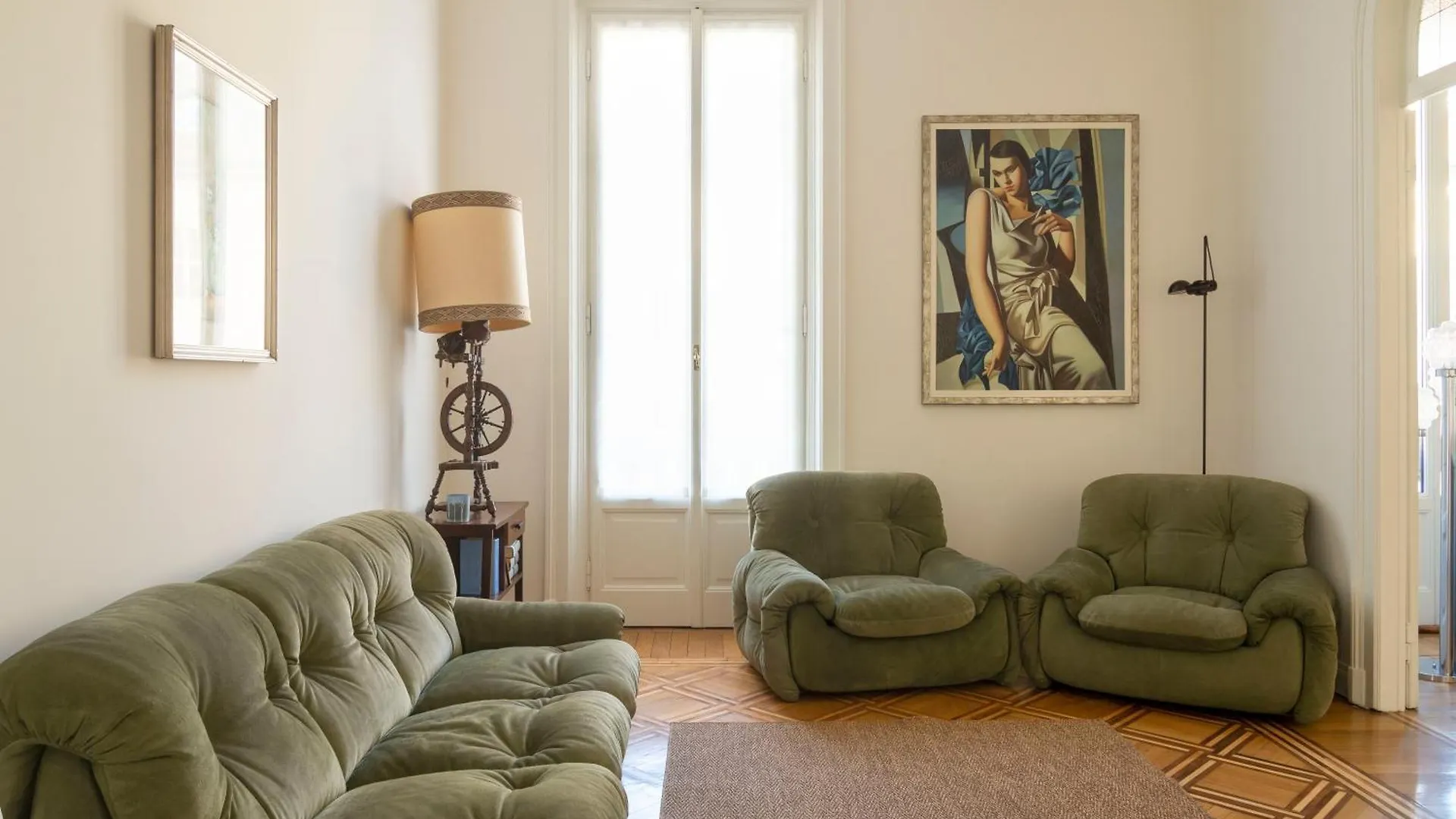 Milano Navigli Harmony Flat, Beautiful & Bright Apartment, 3 Bdr Milan